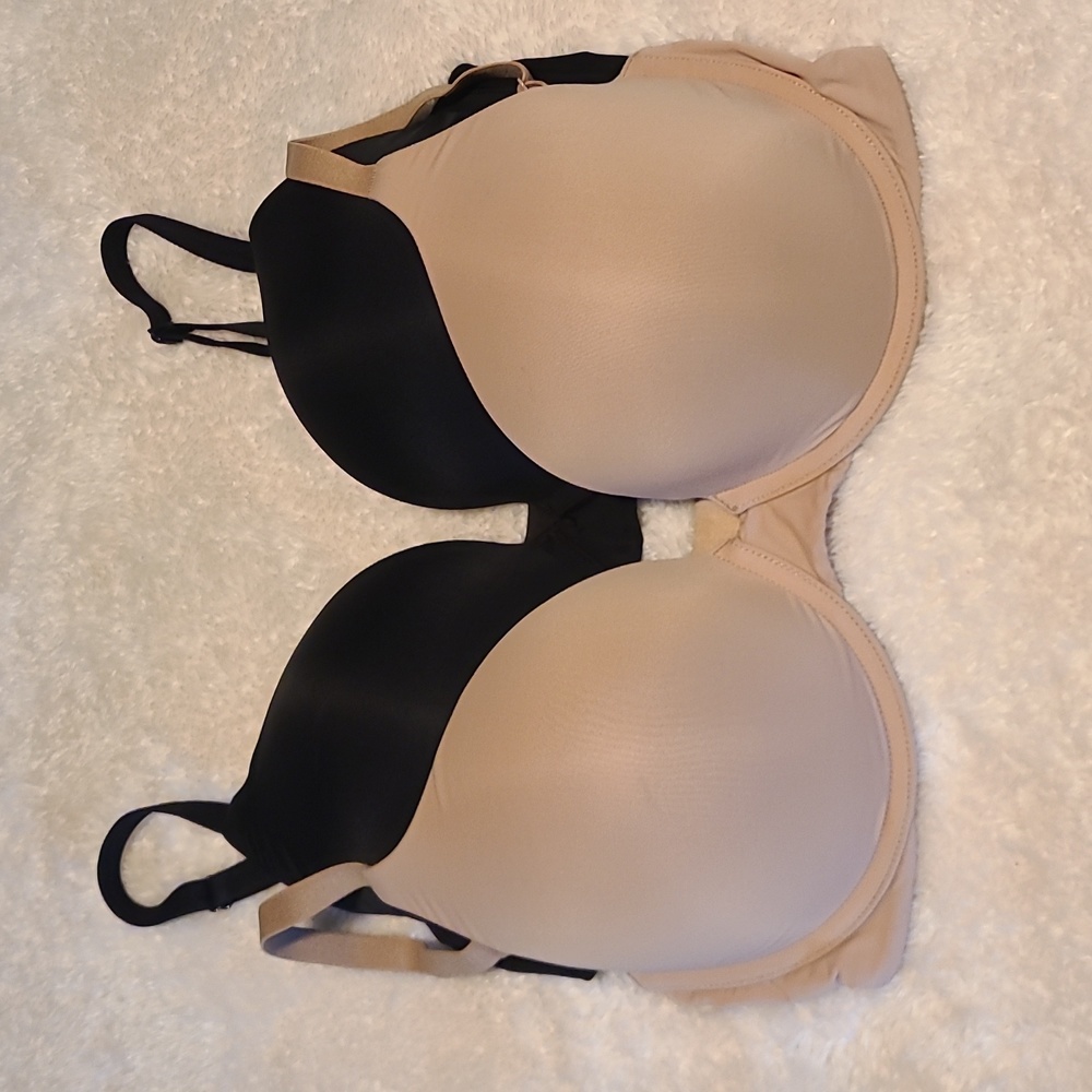 VS T Shirt Bra's